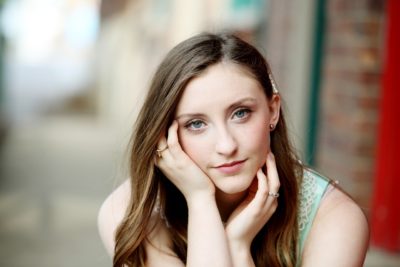 girl-990585_1280