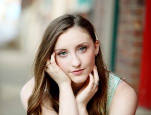 girl-990585_1280